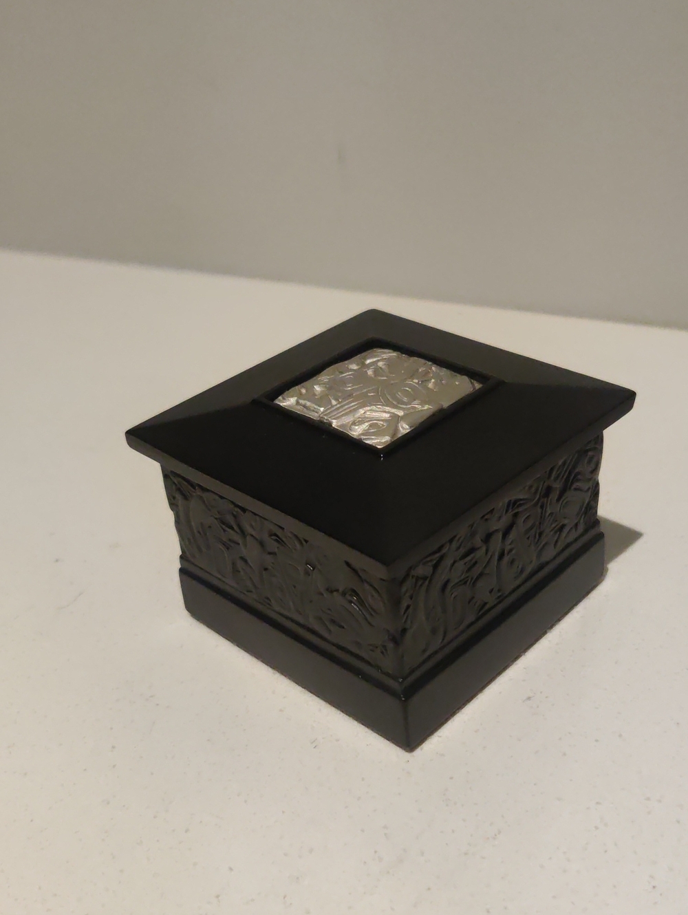 Vintage Boma Haida Design Box Resin and Pewter....Flawless Condition...